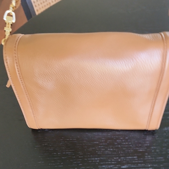 Tory Burch Tan Leather Crossbody Bag - Picture 3 of 10